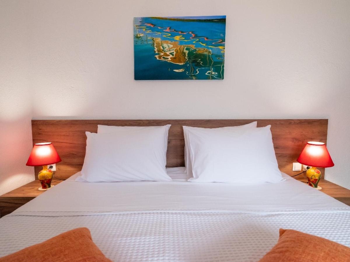 Atalanti Seaside Junior Suites Keratókambos Buitenkant foto